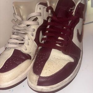 Nike Air Jordan’s, beige and red, size 8